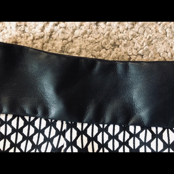 Banana Republic Mini Flared Skirt size 4 New With Tags Faux leather trim - Picture 3 of 13
